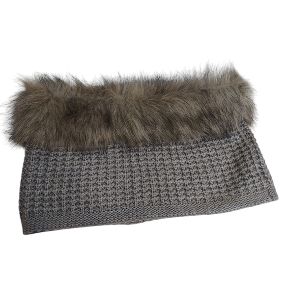 Jennifer Lopez Sweater Gray Chunky Sleeveless Removable Faux Fur Collar… - Picture 8 of 11